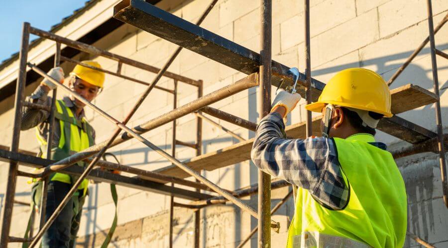 Professional fairlawn roofing services in Girard, PA